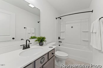 105 Mule Way, Benson, NC 27504