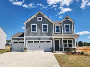 105 Mule Way, Benson, NC 27504