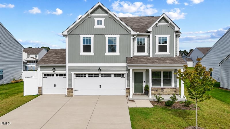 105 Mule Way, Benson, NC 27504