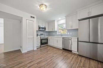 105 Murray Ave, Durham, NC 27704