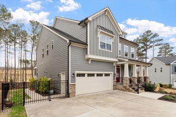 105 Mystic Quartz Ln, Holly Springs, NC 27540