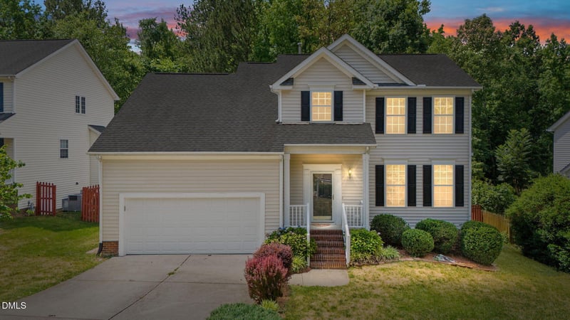 105 New Parkside Dr, Chapel Hill, NC 27516