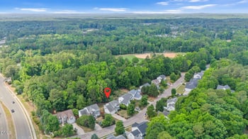 105 New Parkside Dr, Chapel Hill, NC 27516