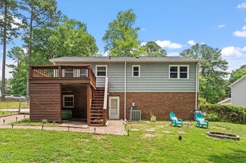 105 Otter Dr, Cary, NC 27513
