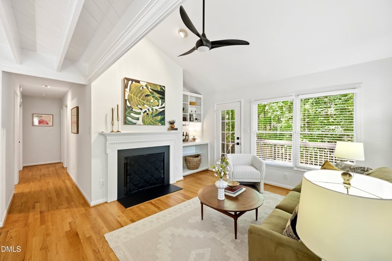 105 Oxford Hills Dr, Chapel Hill, NC 27514