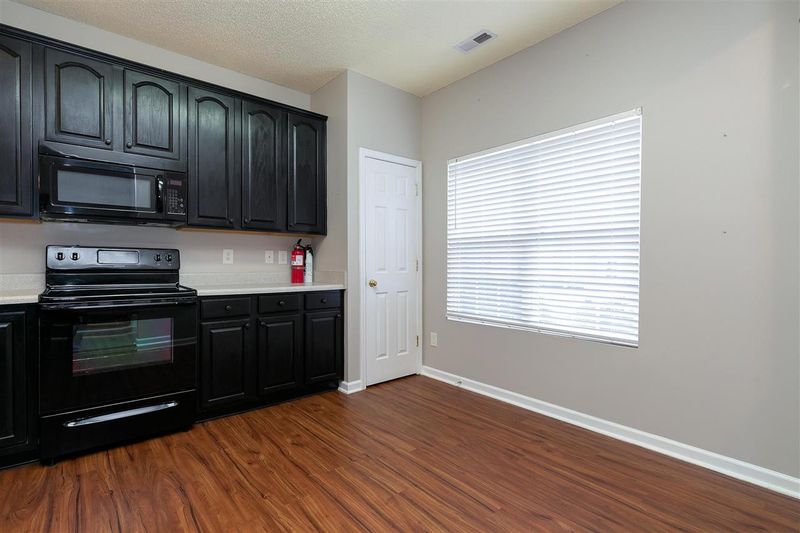 105 Parkerson Ln, Apex, NC 27502