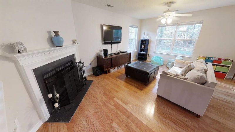 105 Pebblestone Dr, Durham, NC 27703