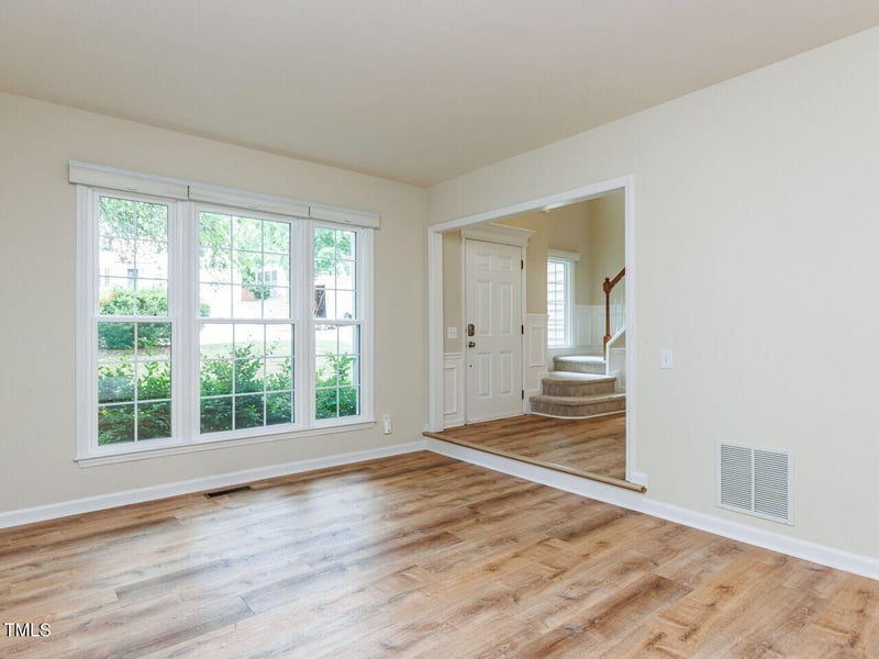 105 Pellinore Ct, Cary, NC 27513