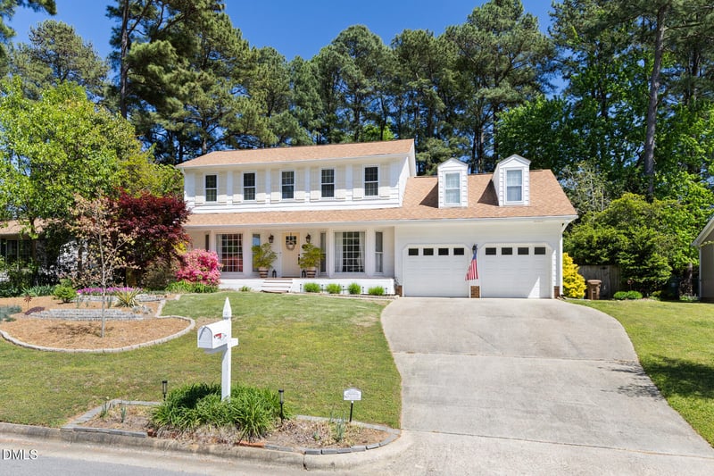 105 Penny Ln, Cary, NC 27511