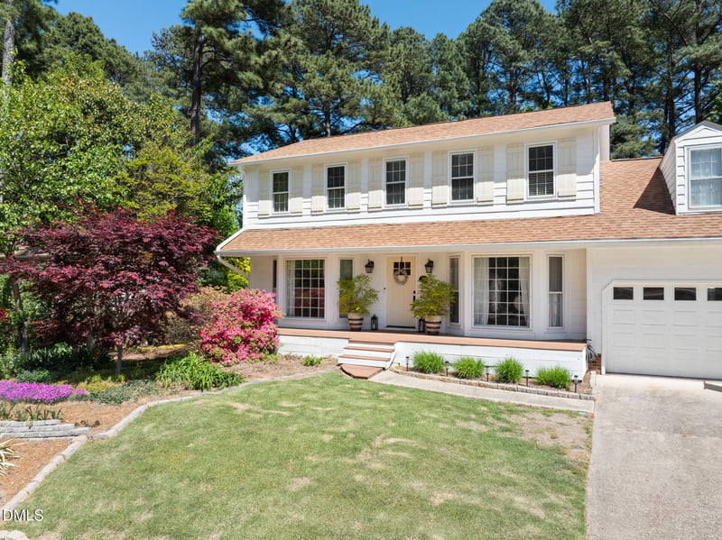 105 Penny Ln, Cary, NC 27511