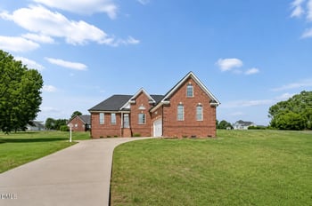 105 Pinecrest Dr, Angier, NC 27501