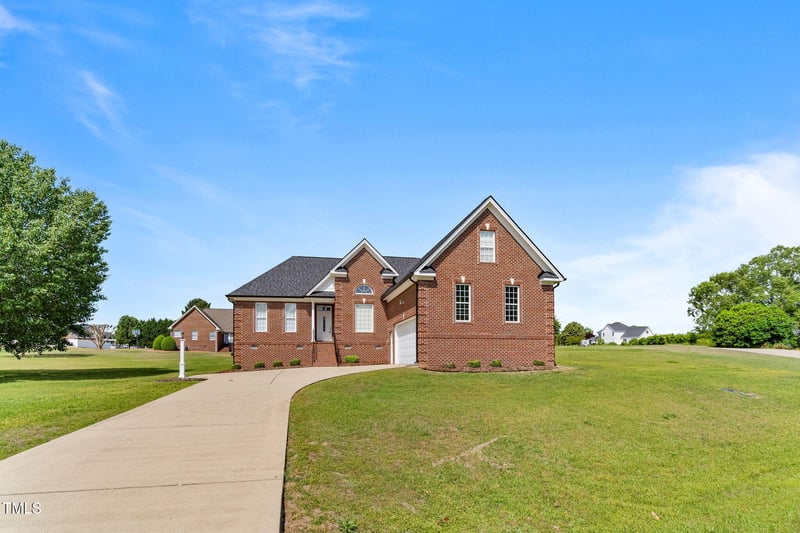 105 Pinecrest Dr, Angier, NC 27501