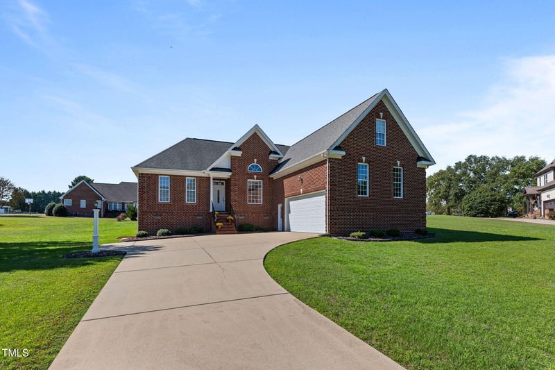 105 Pinecrest Dr, Angier, NC 27501