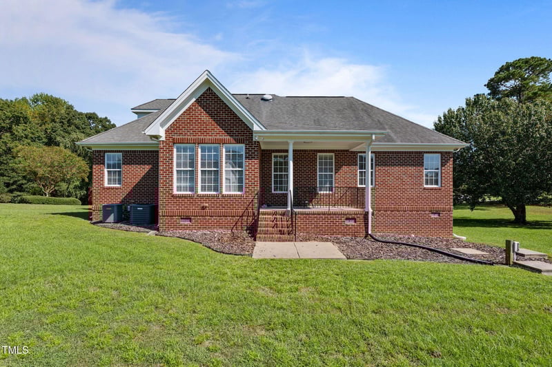 105 Pinecrest Dr, Angier, NC 27501