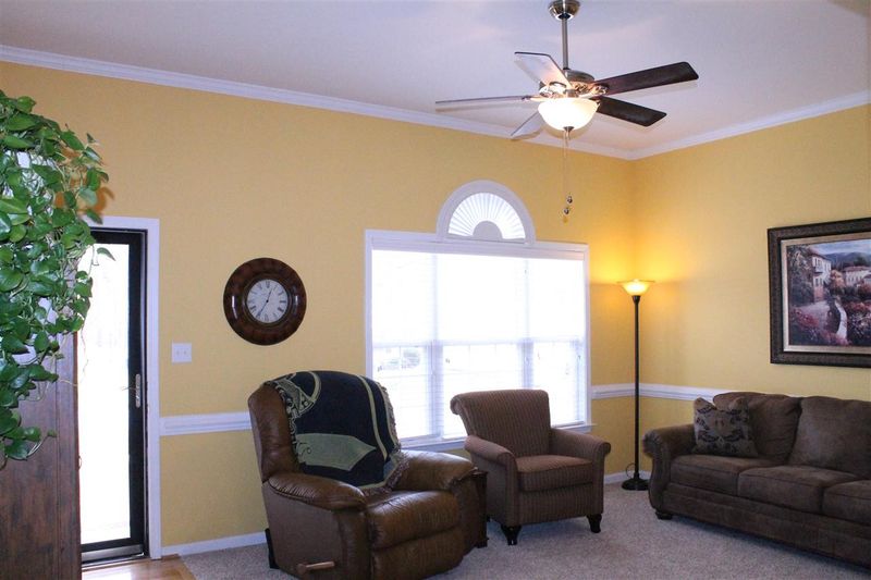 105 Pondfield Ct, Clayton, NC 27527