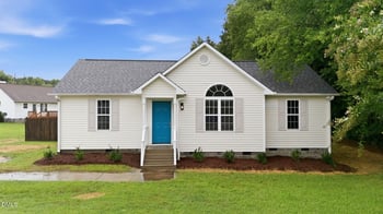 105 Poplar Ct, Willow Springs, NC 27592