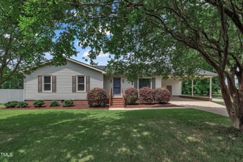 105 Poplar Dr, Clayton, NC 27520