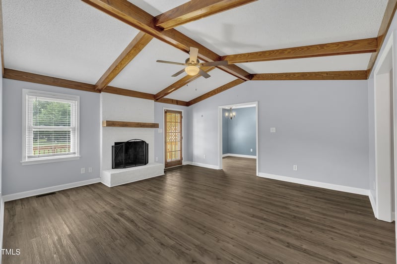 105 Poplar Dr, Clayton, NC 27520