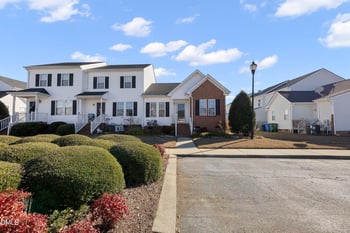 105 Promenade Ct, Fuquay Varina, NC 27526