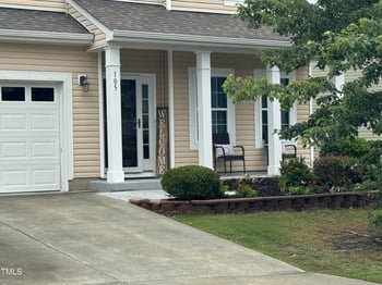 105 Putters Ct, Durham, NC 27703