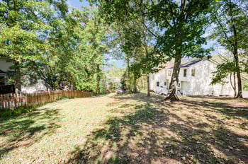 105 Queens Knoll Ct, Cary, NC 27513
