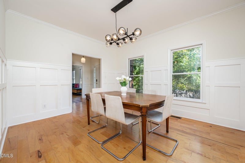 105 Queens Knoll Ct, Cary, NC 27513