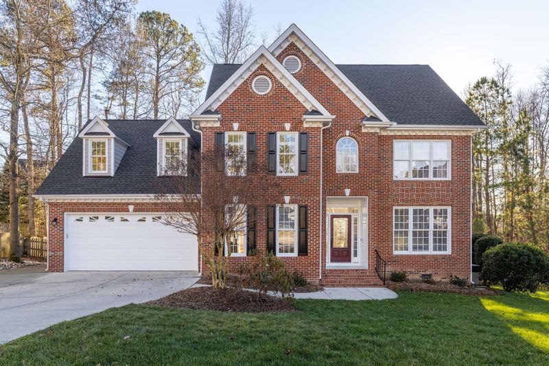 105 Rayanne Ct, Apex, NC 27502