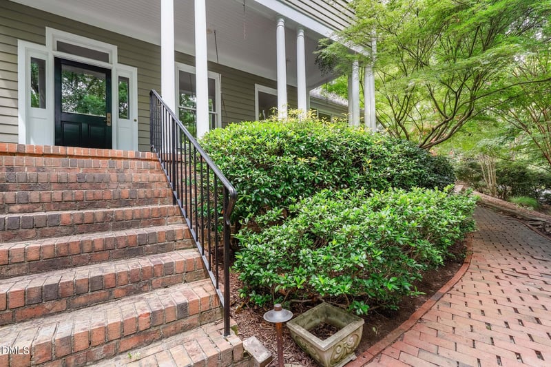 105 Redbud Ln, Chapel Hill, NC 27514
