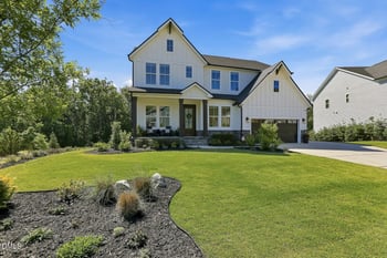 105 River Ledge Dr, Holly Springs, NC 27540