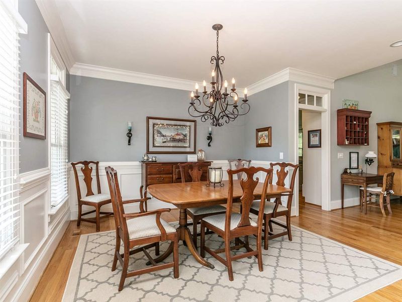 105 Rivers Edge Dr, Youngsville, NC 27596
