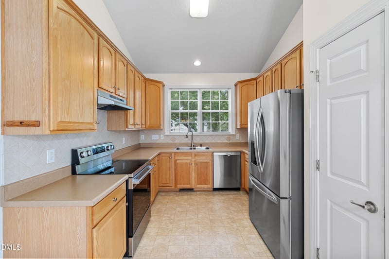 105 Rockport Ridge Way, Cary, NC 27519