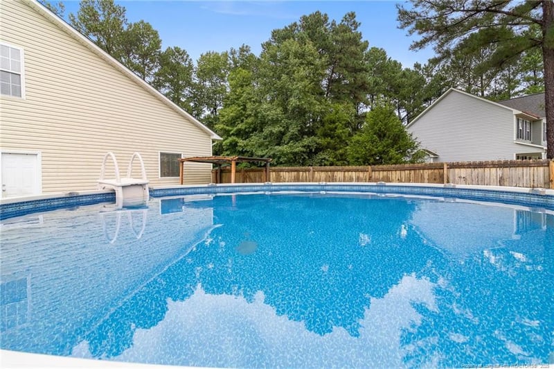 105 Rolling Stone Ct, Sanford, NC 27332
