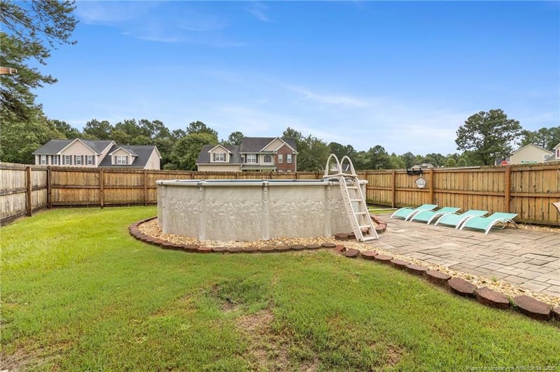 105 Rolling Stone Ct, Sanford, NC 27332
