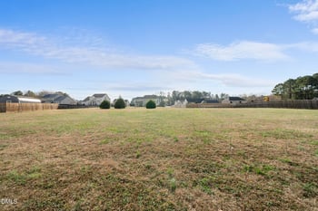 105 Rose Petal Ct, Zebulon, NC 27597