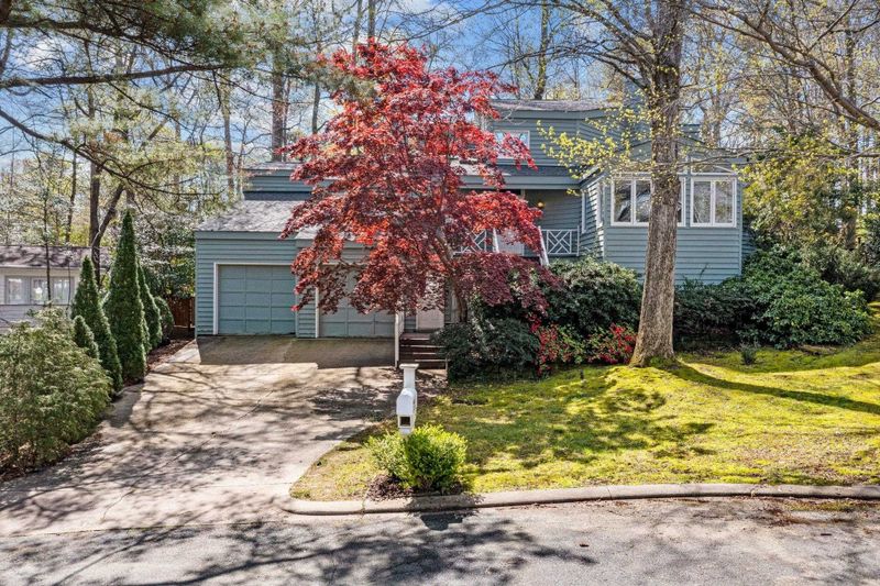 105 Rothschild Pl, Cary, NC 27511