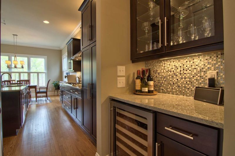 105 Ruskin Dr, Chapel Hill, NC 27516