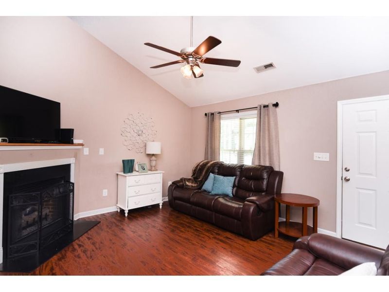 105 W Sebastian, Mebane, NC 27302