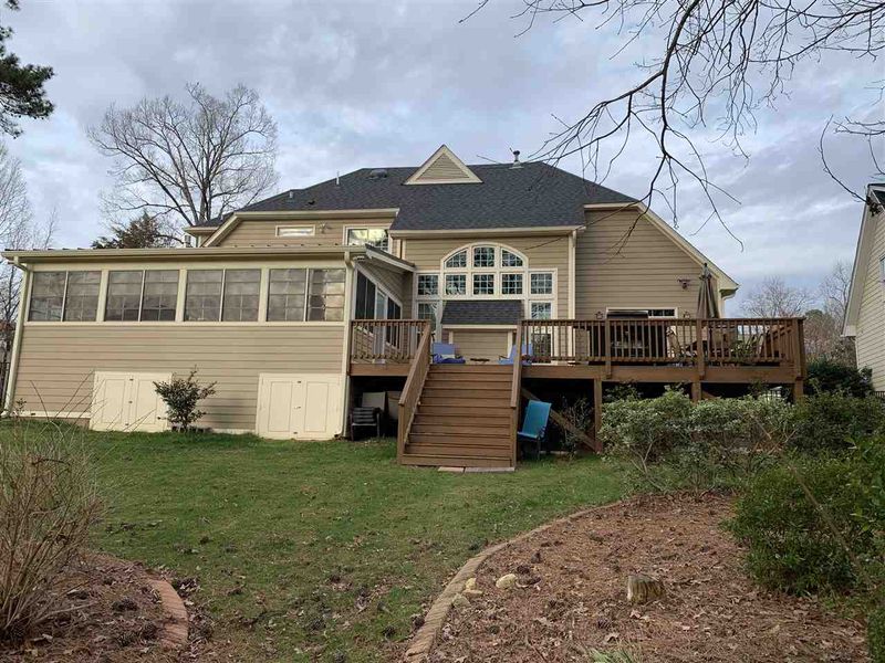105 Sevenstone Dr, Cary, NC 27513