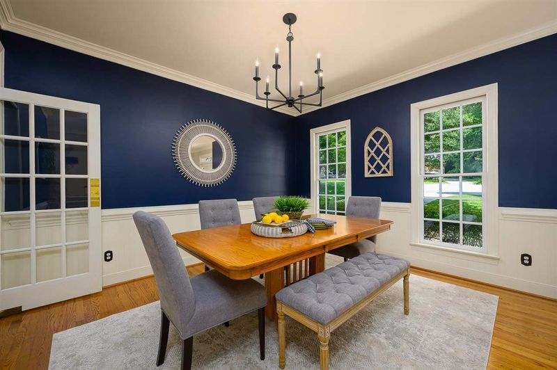 105 Severn Ct, Cary, NC 27511