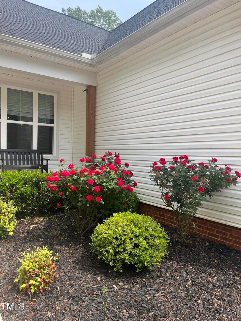 105 Shawnee Dr, Louisburg, NC 27549