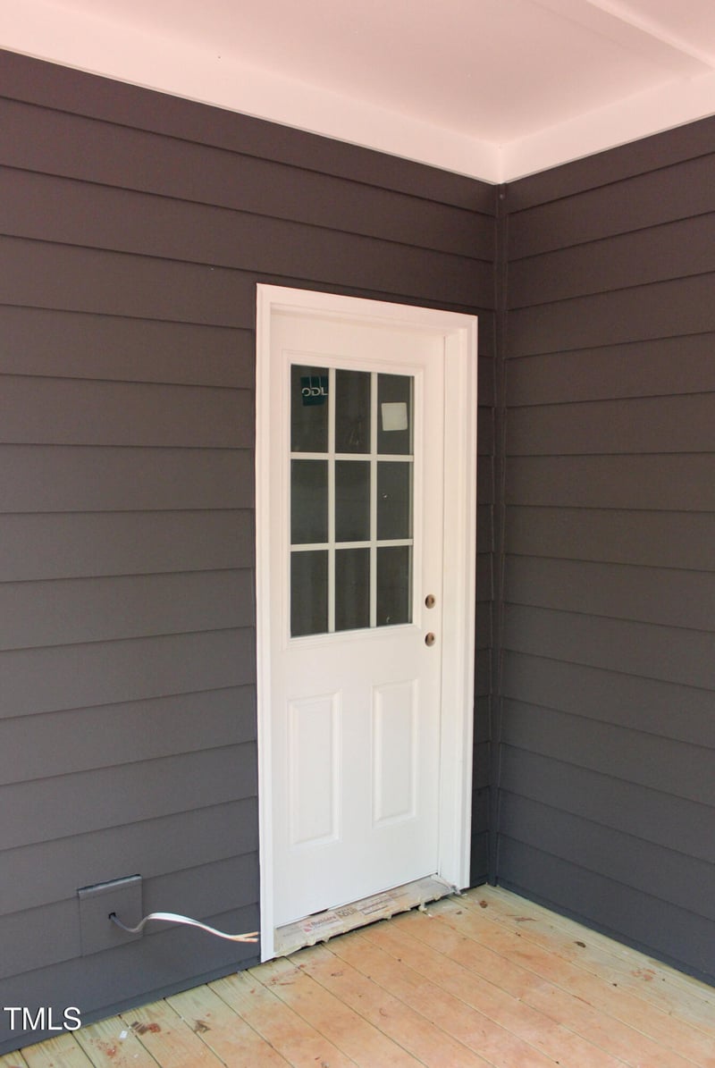105 Sherwood Ln, Hillsborough, NC 27278