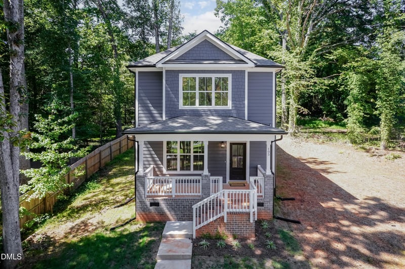 105 Sherwood Ln, Hillsborough, NC 27278