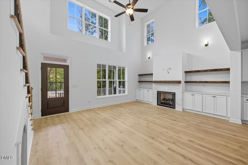 105 Sherwood Ln, Hillsborough, NC 27278