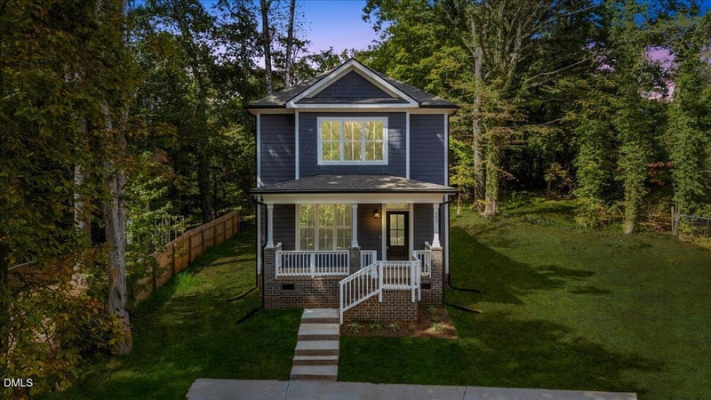 105 Sherwood Ln, Hillsborough, NC 27278