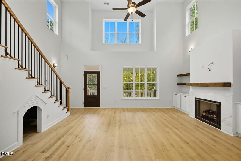 105 Sherwood Ln, Hillsborough, NC 27278