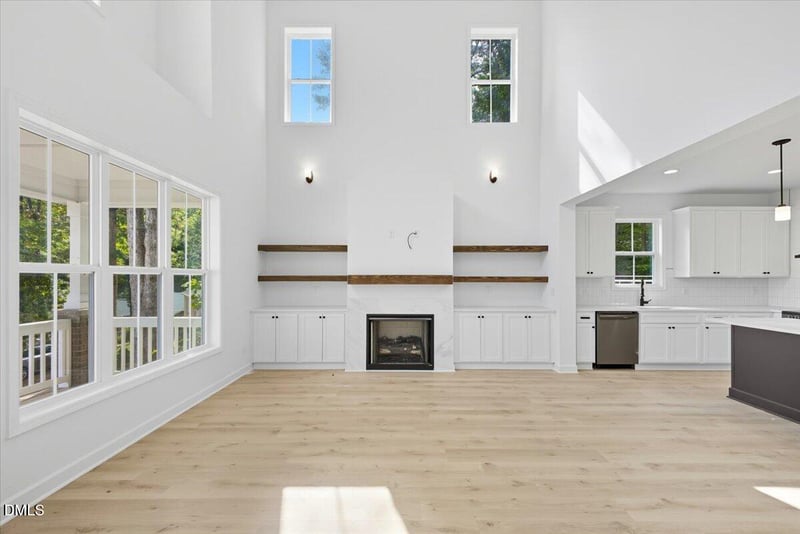 105 Sherwood Ln, Hillsborough, NC 27278