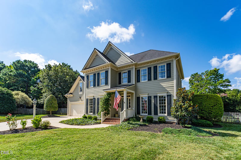 105 Silk Leaf Ct, Cary, NC 27518