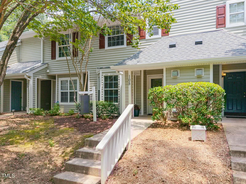 105 Sir Richard Ln, Chapel Hill, NC 27517