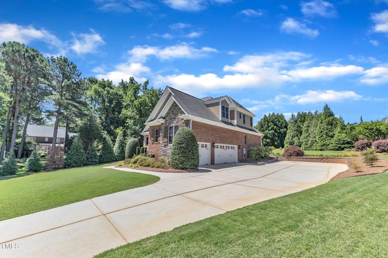 105 Somerley Dr, Garner, NC 27529