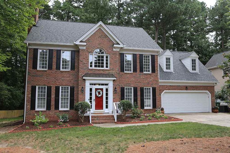 105 Southwick Ct, Cary, NC 27513